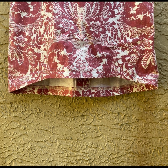 Sleeveless Maurie and Eve mini dress - Picture 2 of 4